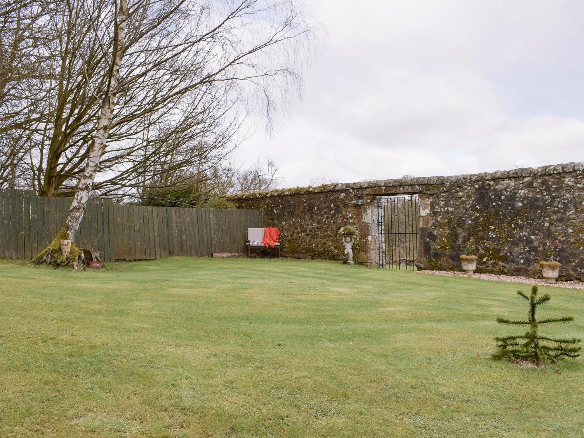 Kinneddar Cottage Saline Buitenkant foto